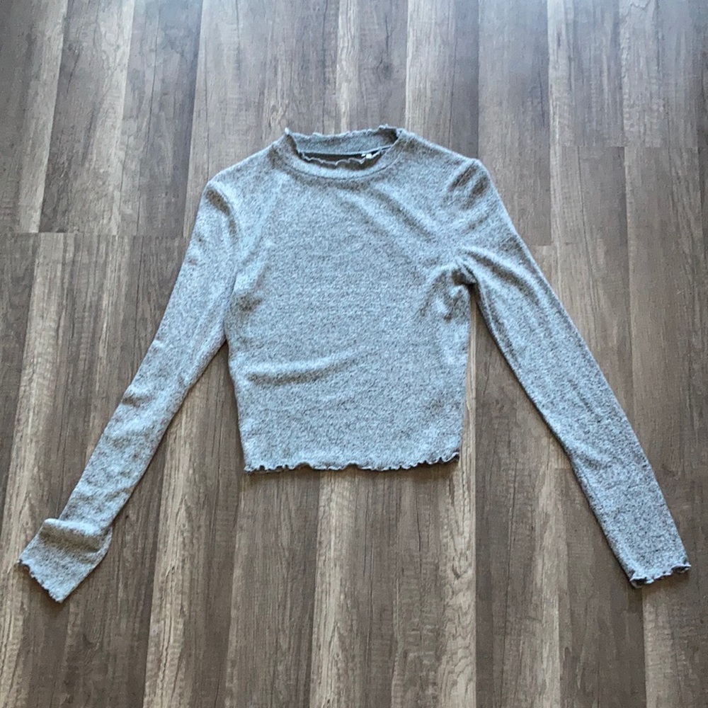 Me to We long sleeve top